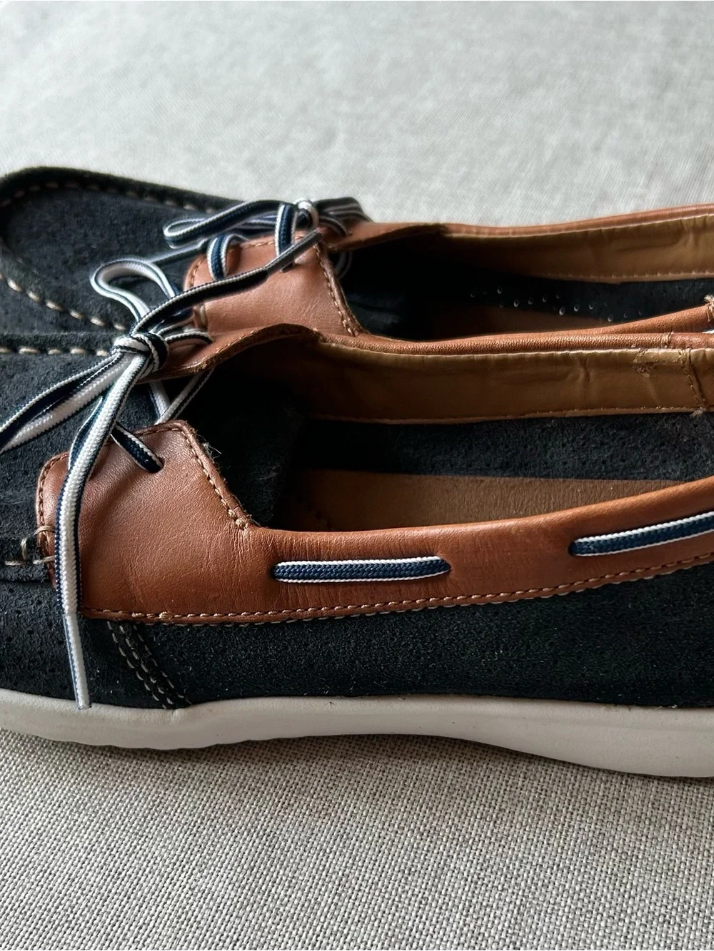 Clarks Two-Tone Suede & Leather Boat Shoes - Navy & Brown Sz 7.5-8 see desc